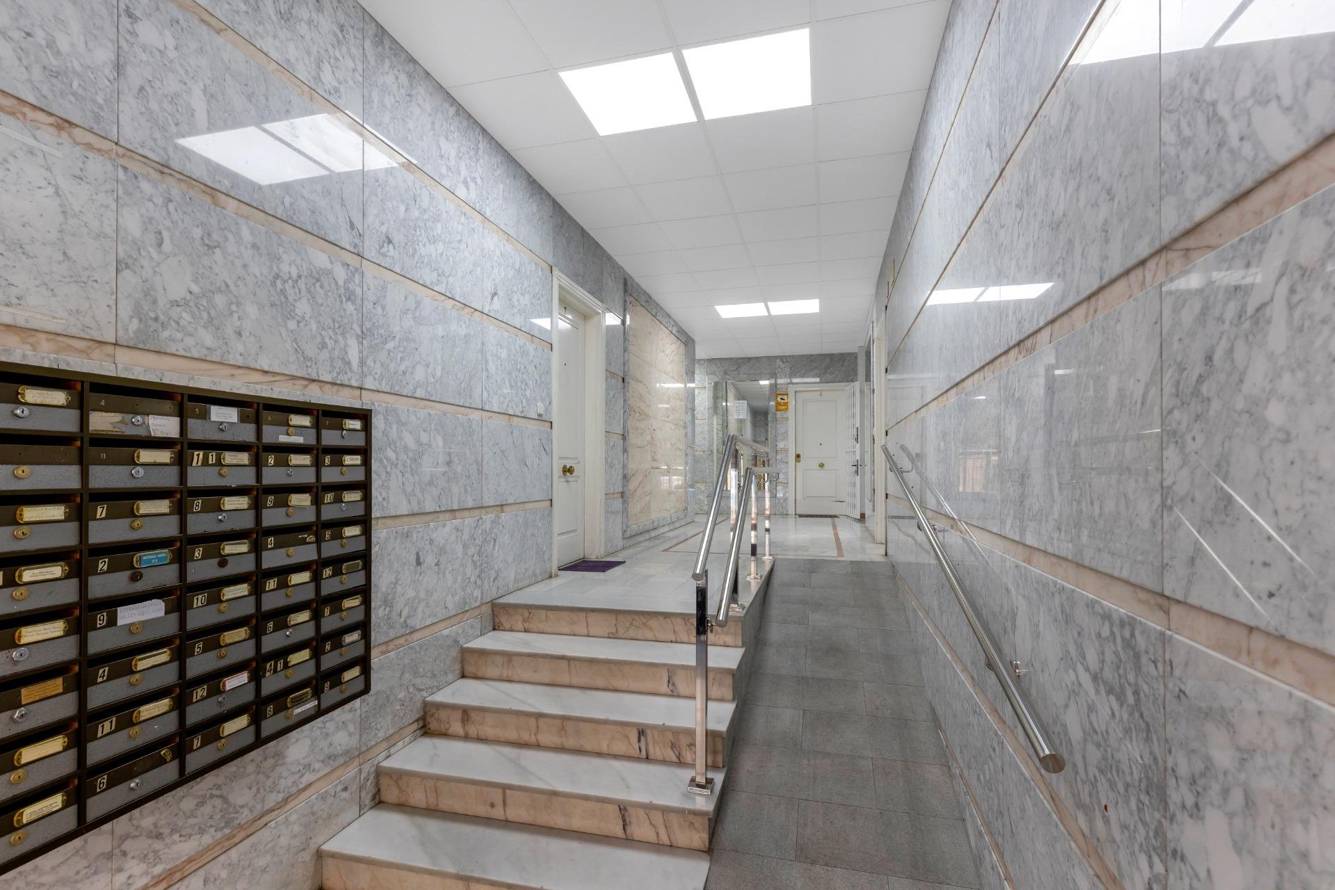 Вторичное жилье - Квартира - Torrevieja - Centro - Muelle Pesquero