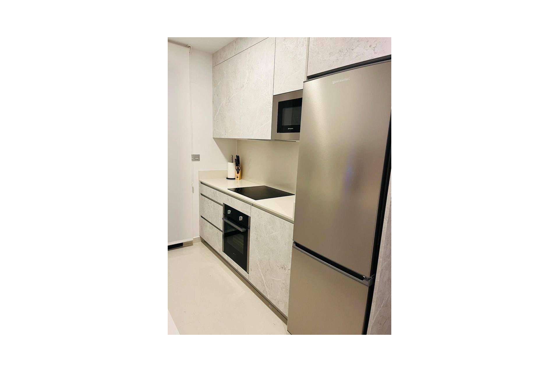 Вторичное жилье - Квартира - Torrevieja - Estacion de autobuses