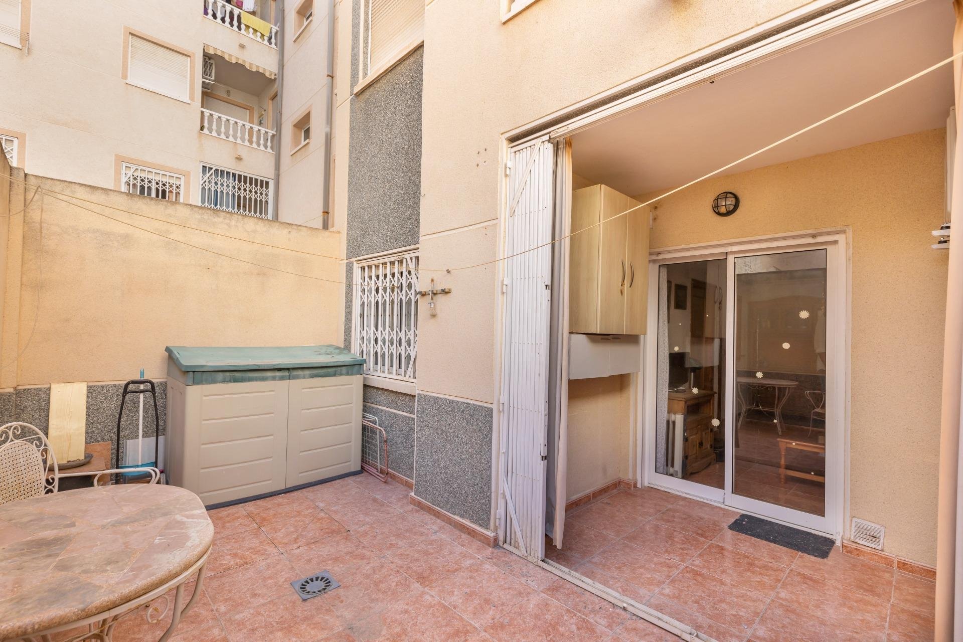 Вторичное жилье - Квартира - Torrevieja - Estacion de autobuses