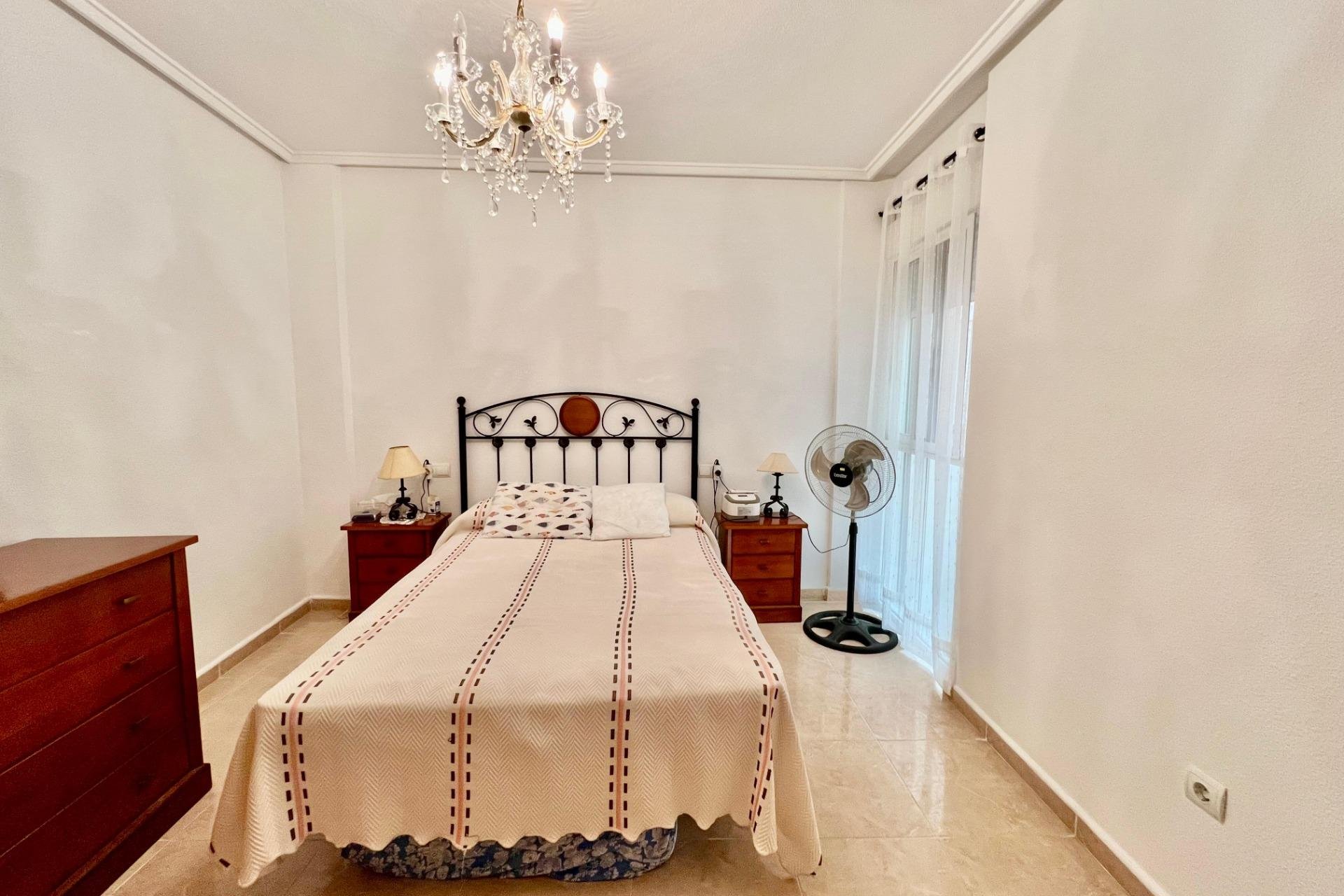 Вторичное жилье - Квартира - Torrevieja - Habaneras