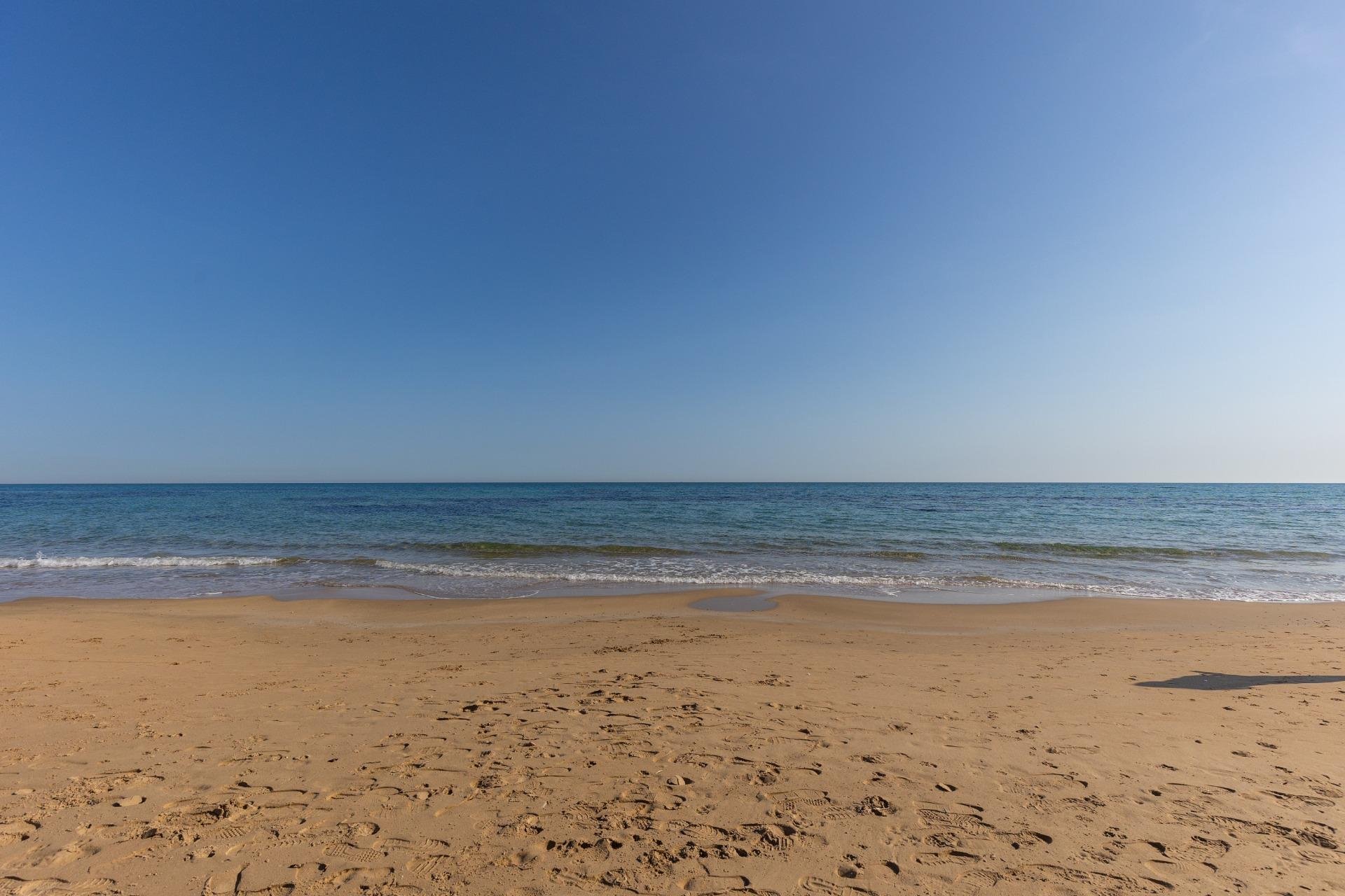 Вторичное жилье - Квартира - Torrevieja - La Mata pueblo