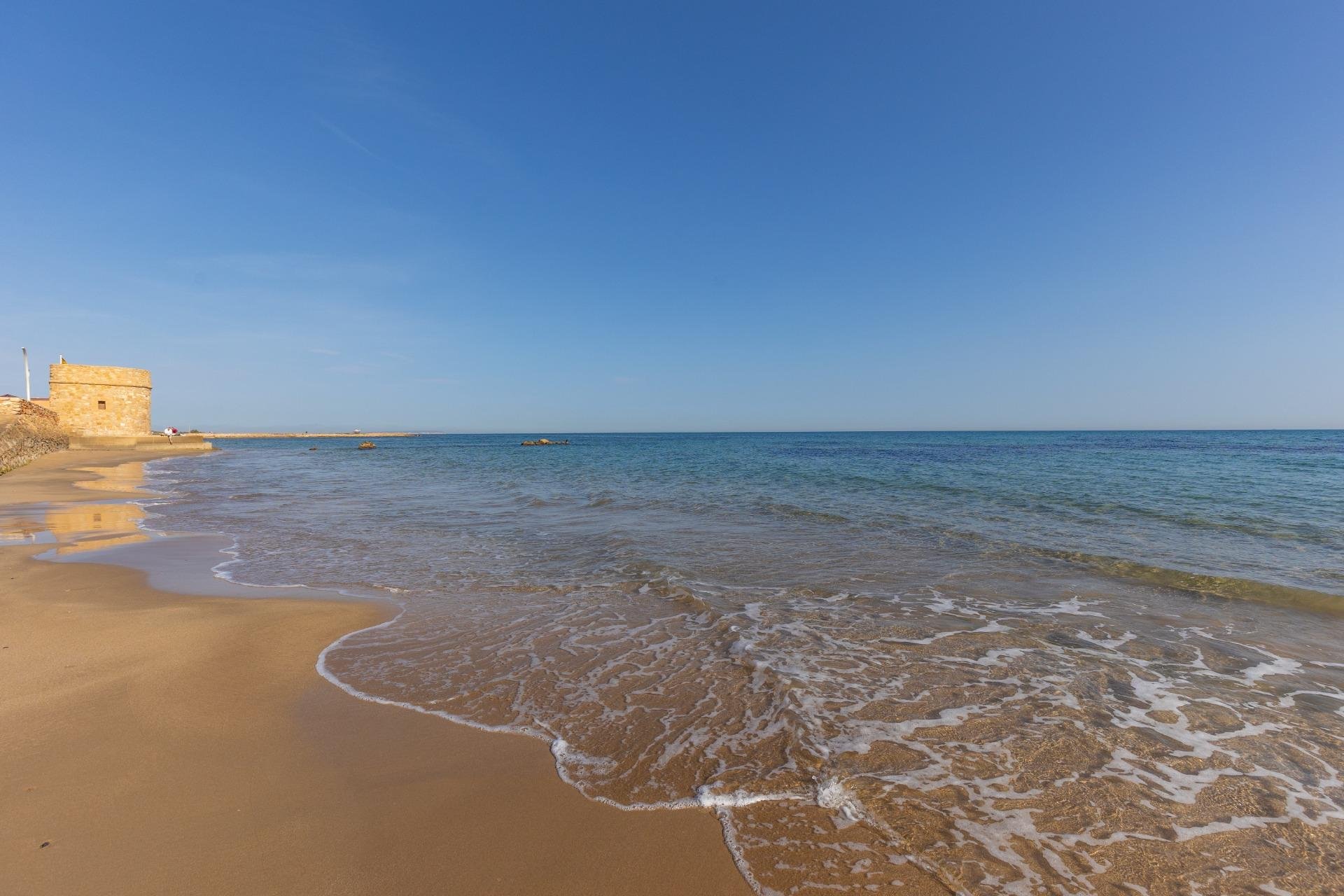 Вторичное жилье - Квартира - Torrevieja - La Mata pueblo