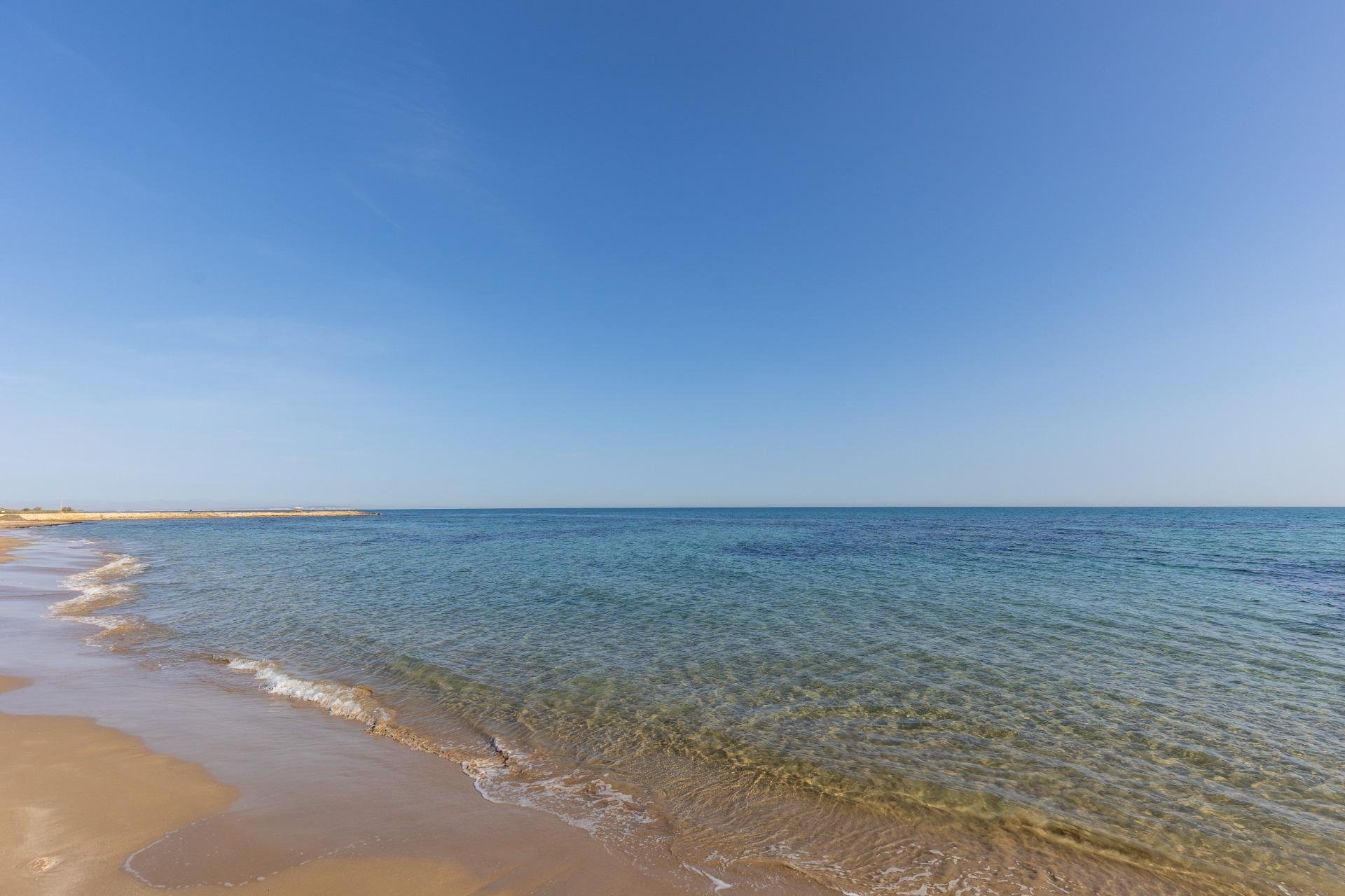 Вторичное жилье - Квартира - Torrevieja - La Mata pueblo