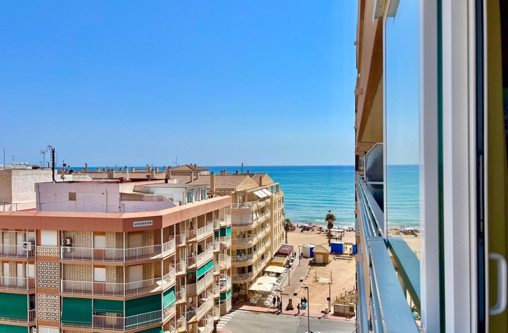 Вторичное жилье - Квартира - Torrevieja - La Mata