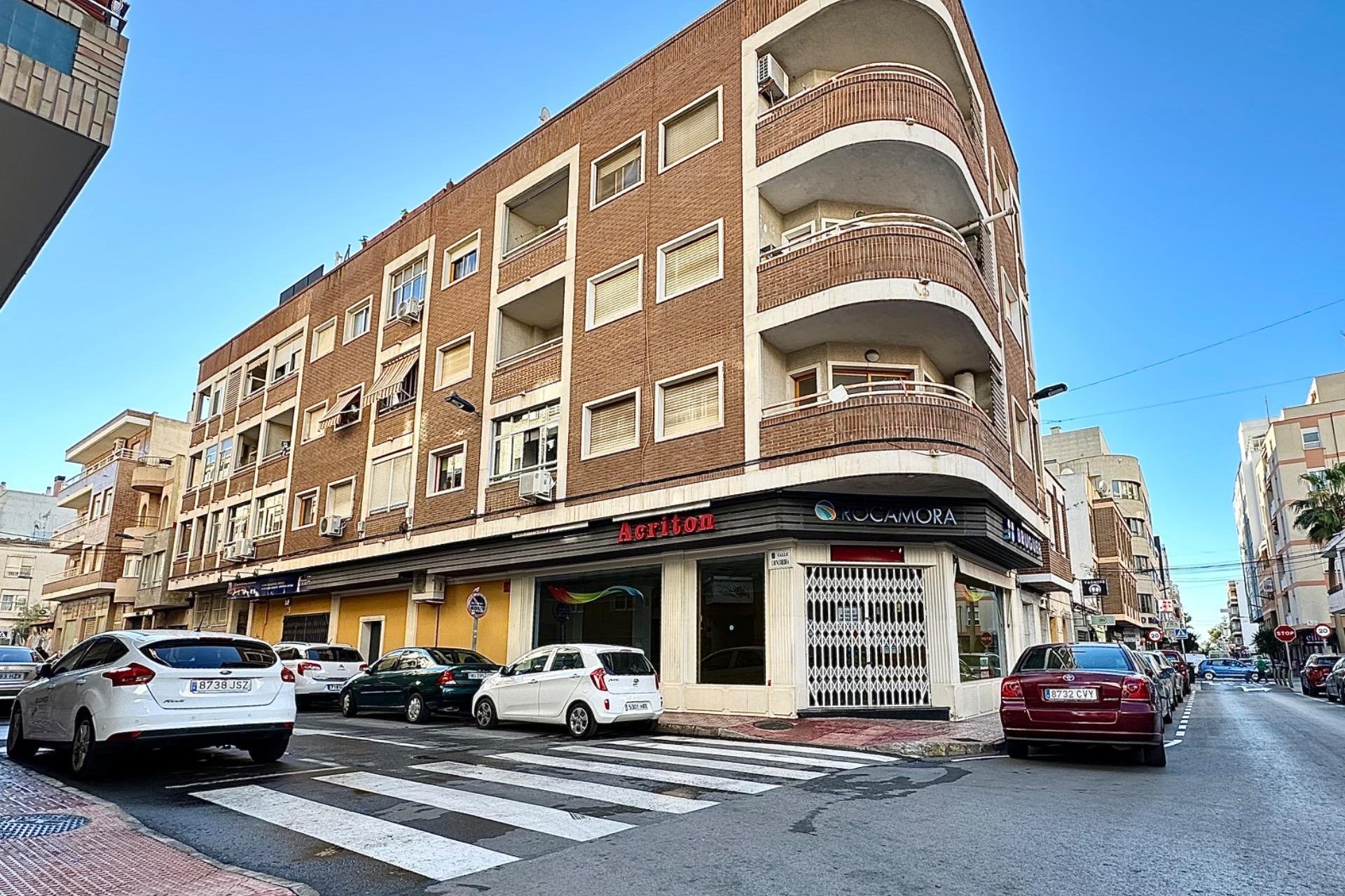 Вторичное жилье - Квартира - Torrevieja - Paseo maritimo