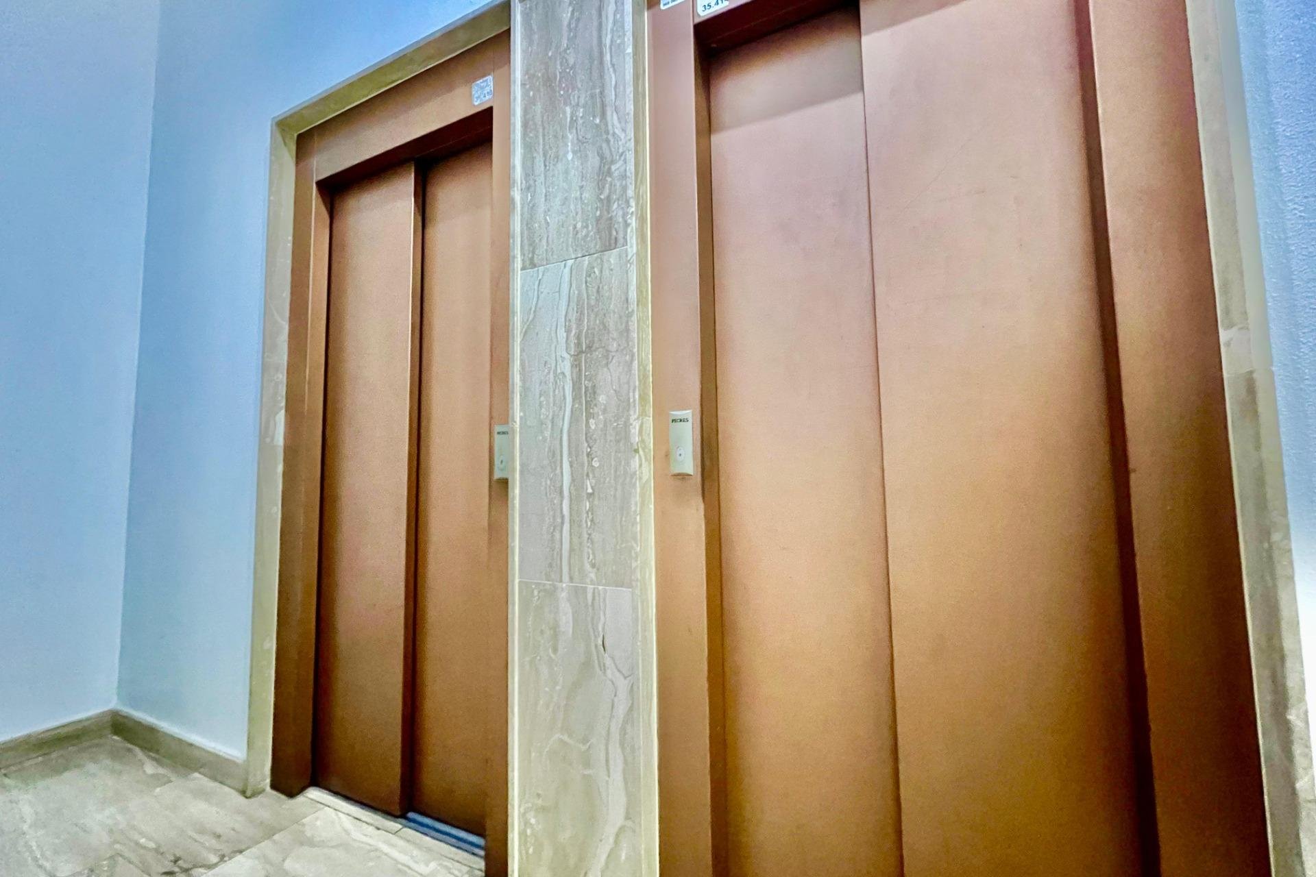 Вторичное жилье - Квартира - Torrevieja - Playa del cura