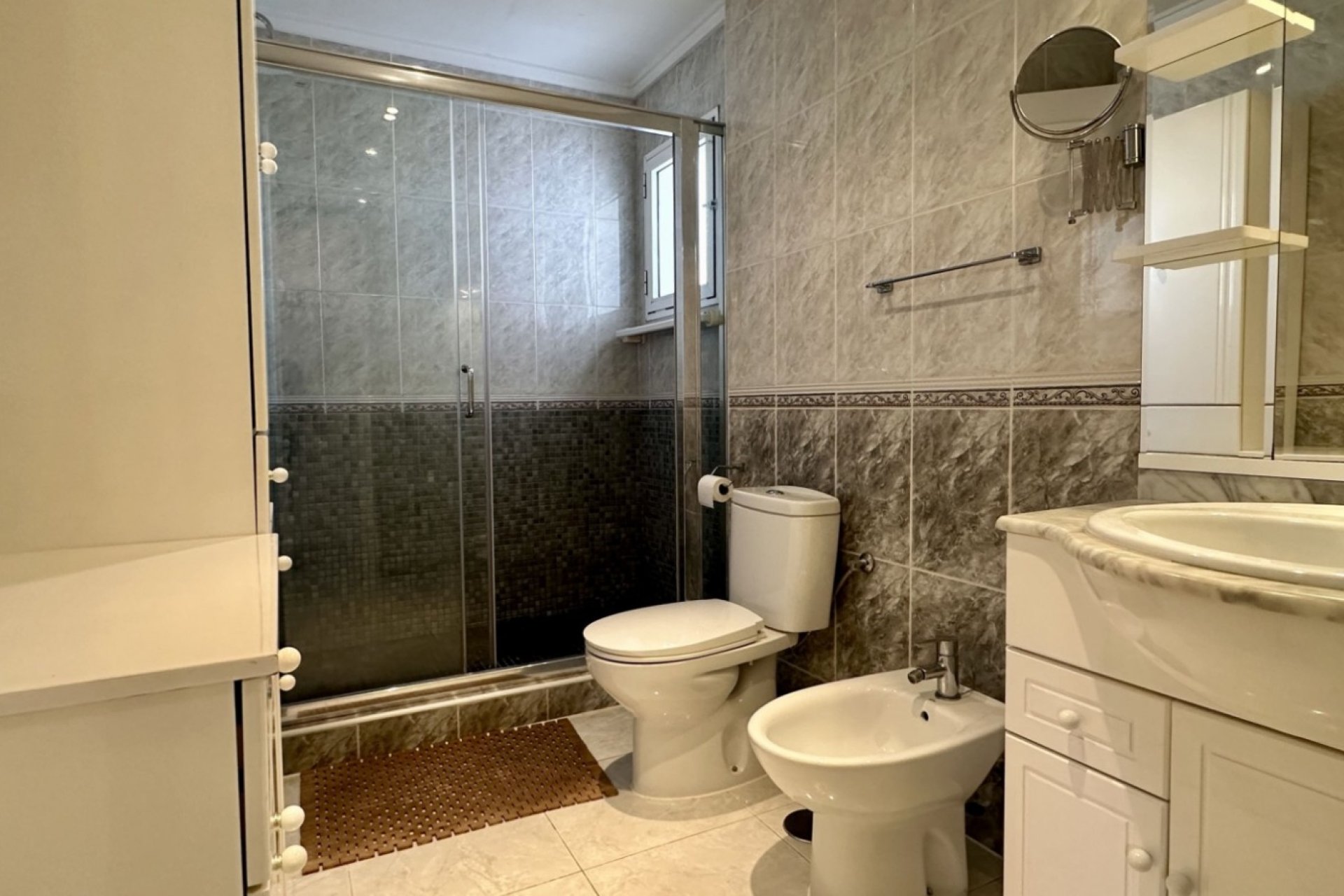 Вторичное жилье - Отдельная вилла - Orihuela Costa - Los Altos