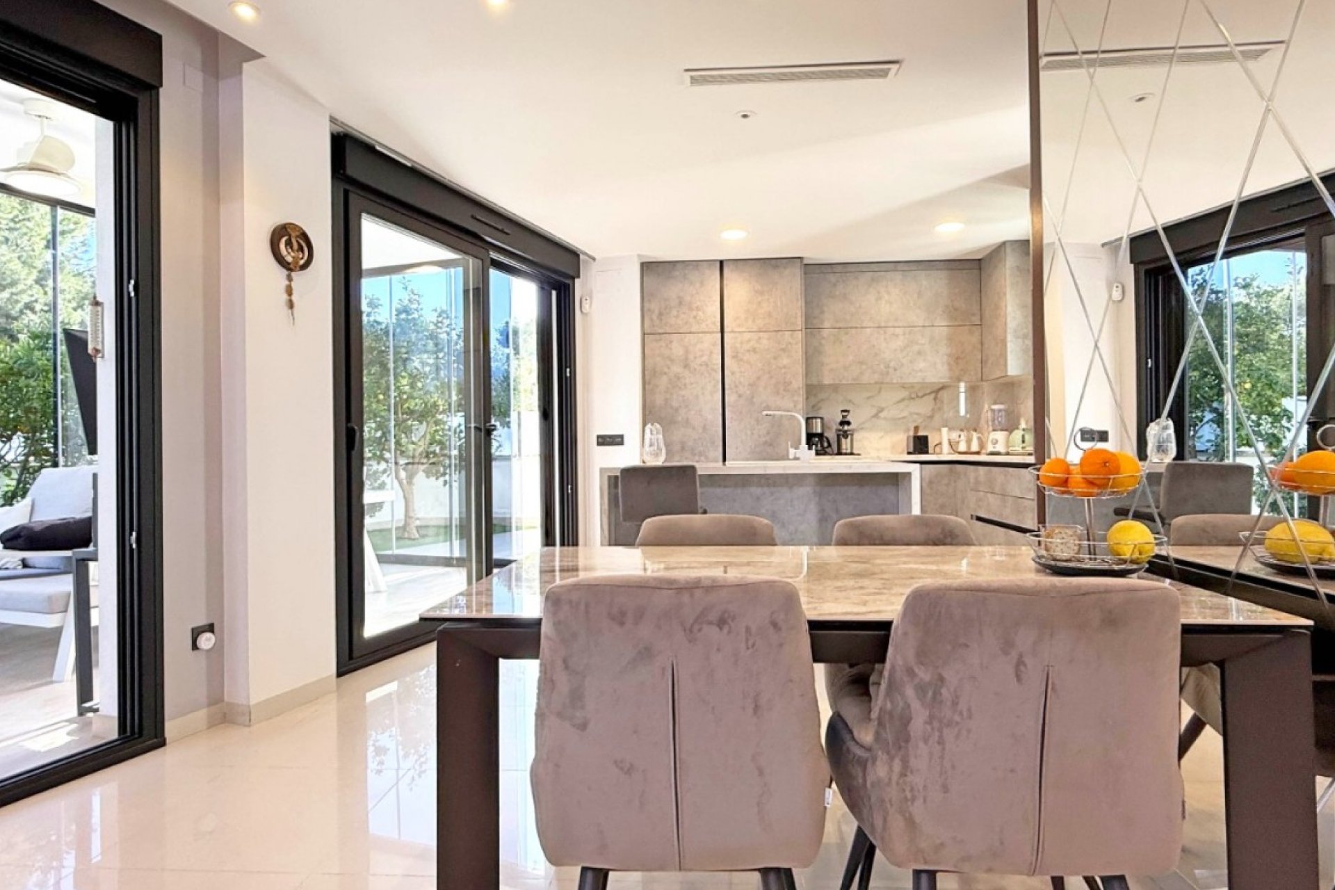 Вторичное жилье - Отдельная вилла - Orihuela Costa - Villamartín