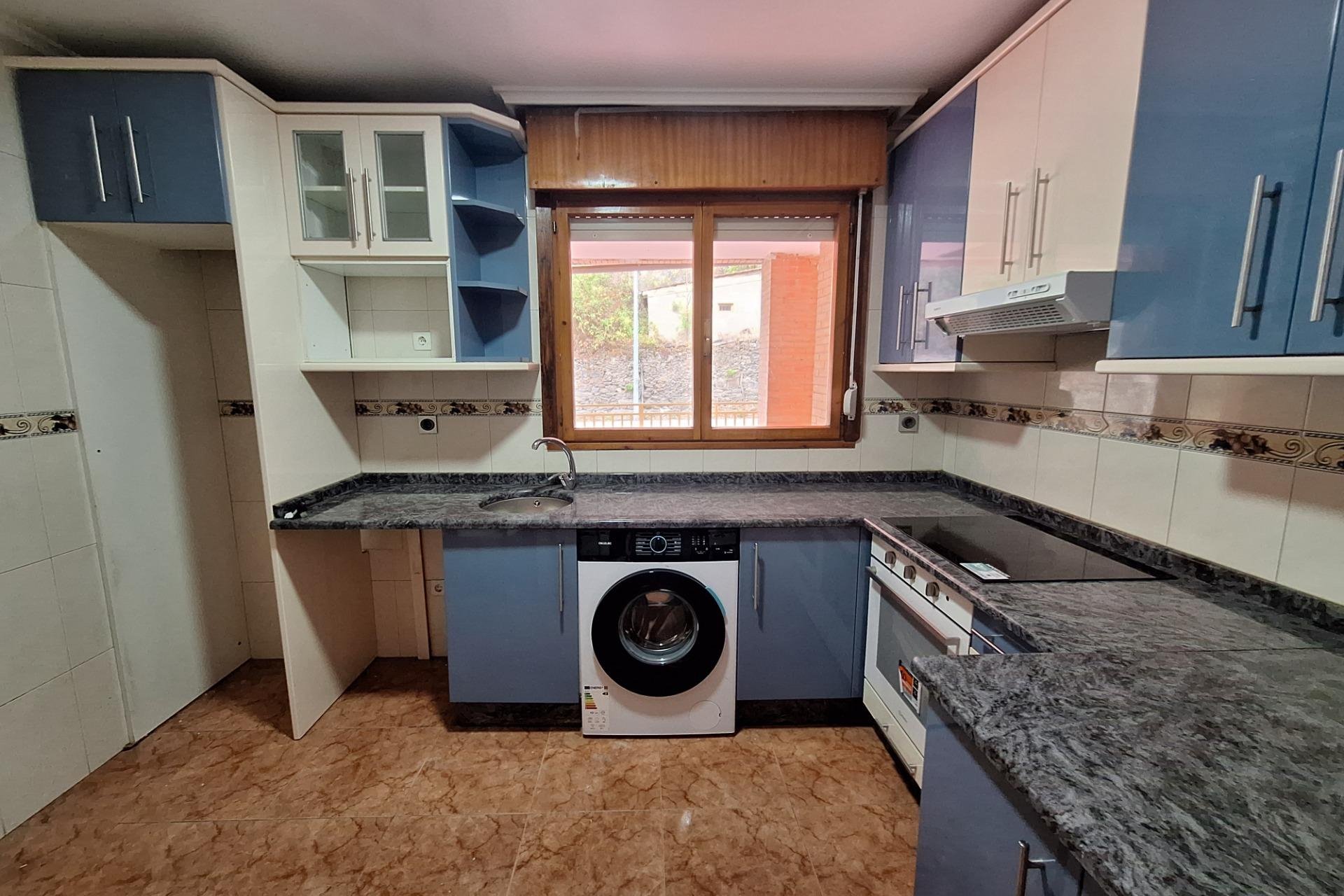 Вторичное жилье - Первый этаж - Mieres - Figaredo - Turón