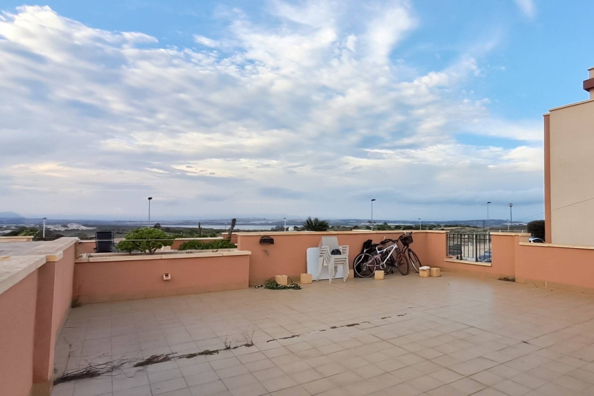 Вторичное жилье - Полу - Torrevieja - Parque Acuático - Sector 25