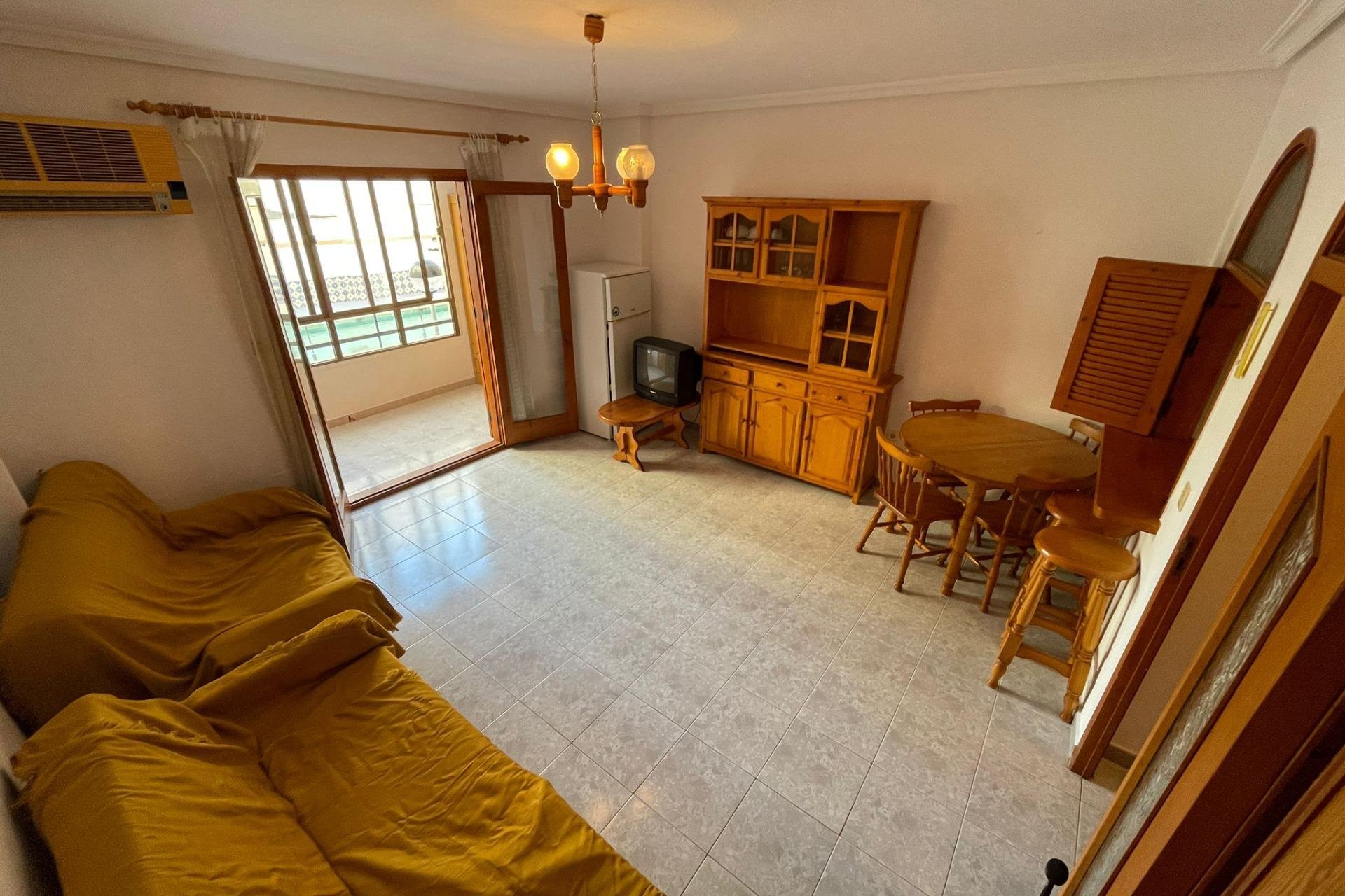 Вторичное жилье - Студия - Torrevieja - Estacion de autobuses