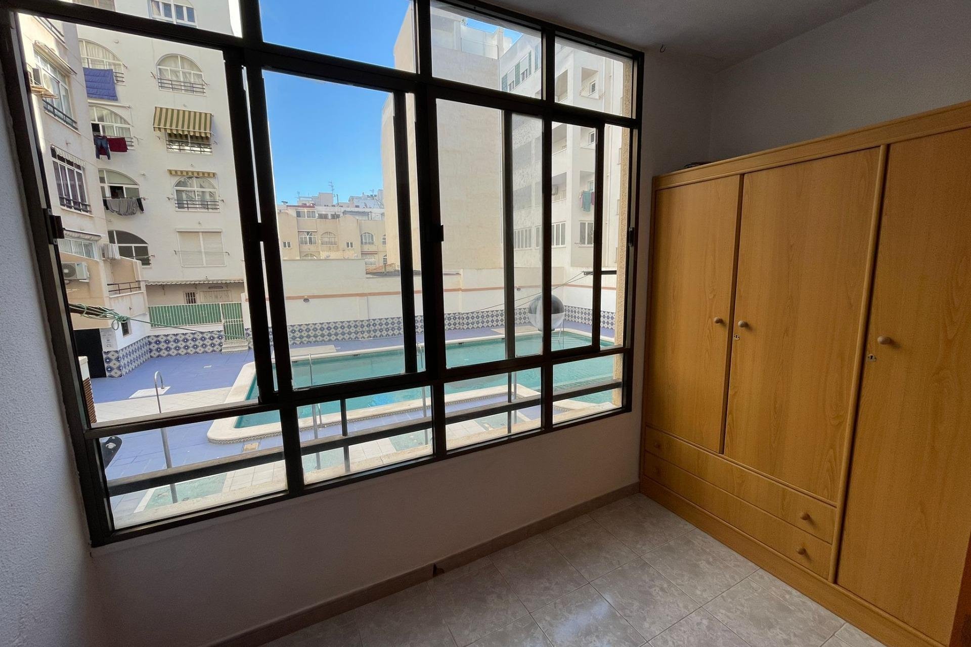 Вторичное жилье - Студия - Torrevieja - Estacion de autobuses