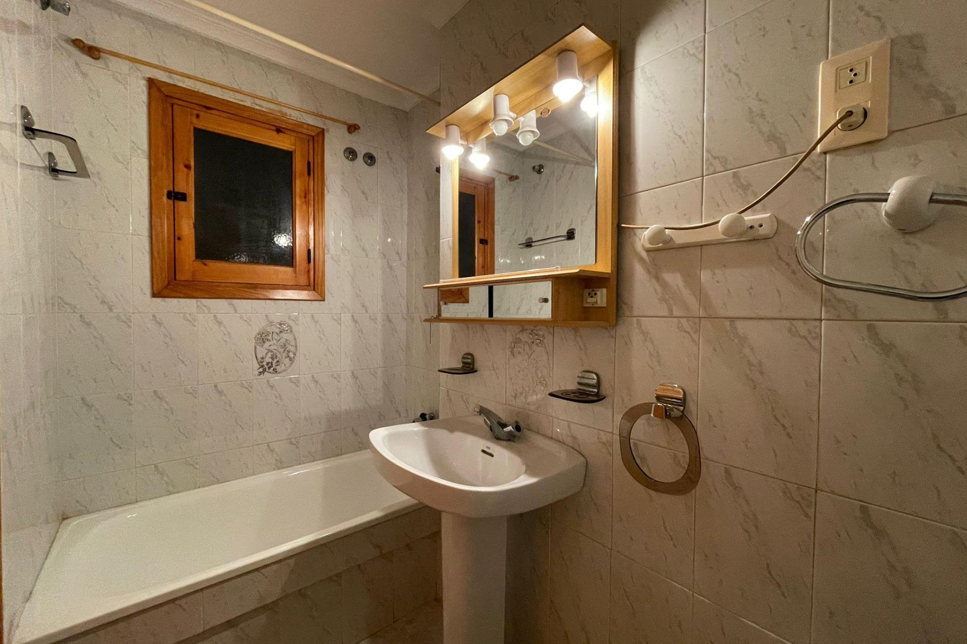 Вторичное жилье - Студия - Torrevieja - Estacion de autobuses