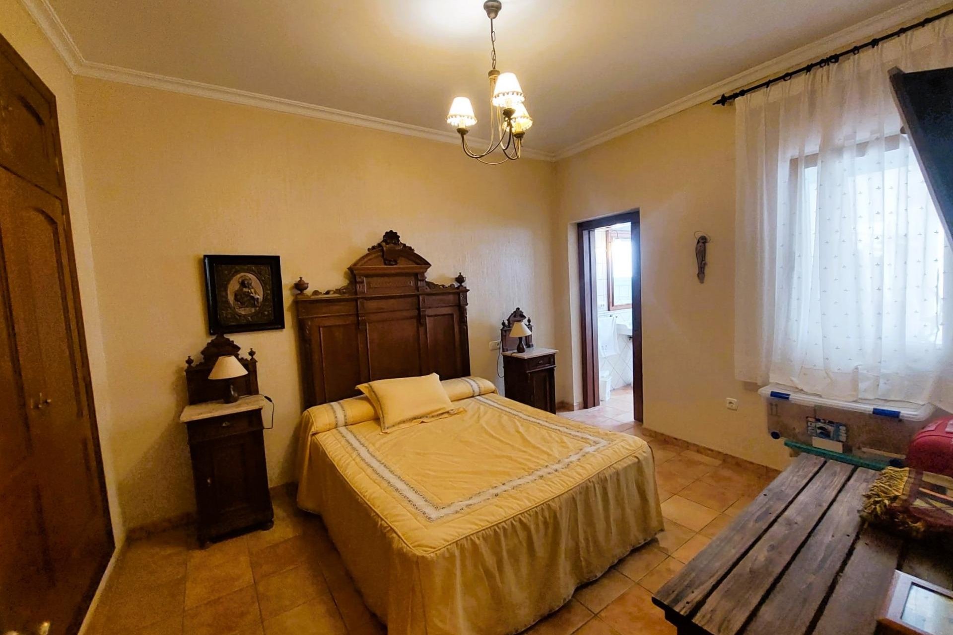 Вторичное жилье -  - Torrevieja - Centro