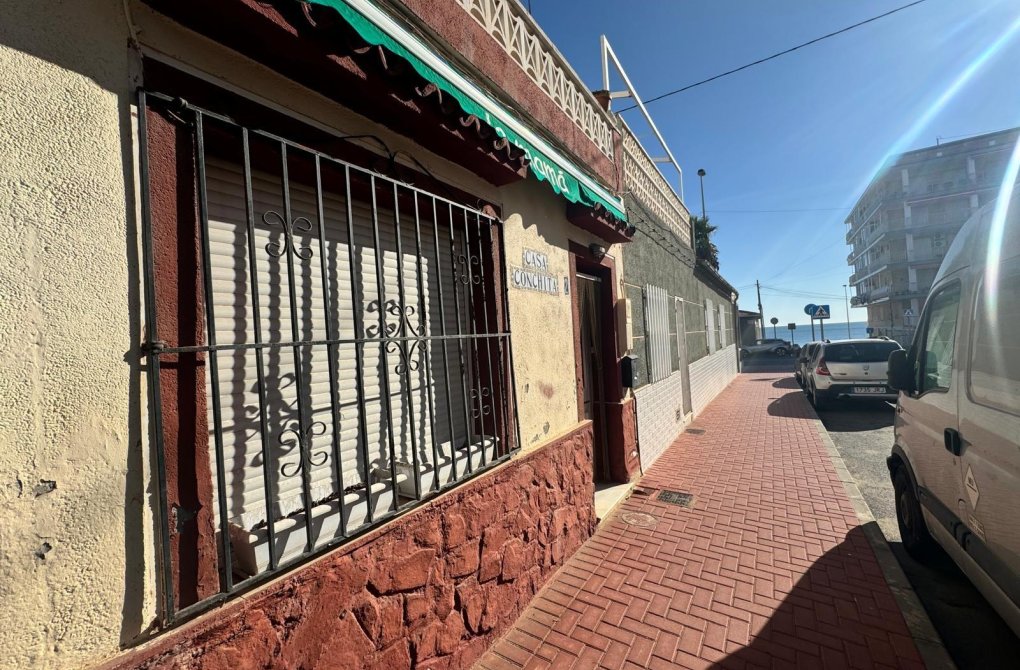 Вторичное жилье -  - Torrevieja - Playa de los Naufragos
