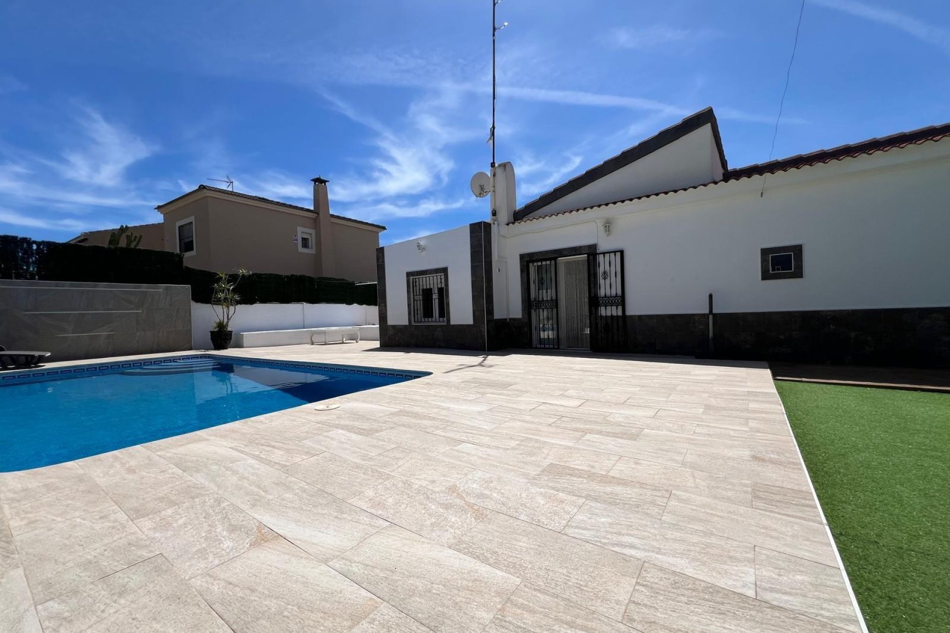 Вторичное жилье - Villa - Torrevieja - Los altos