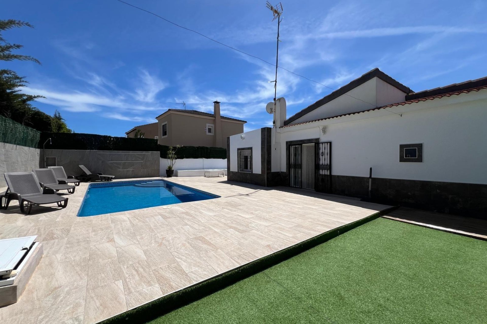 Вторичное жилье - Villa - Torrevieja - Los altos