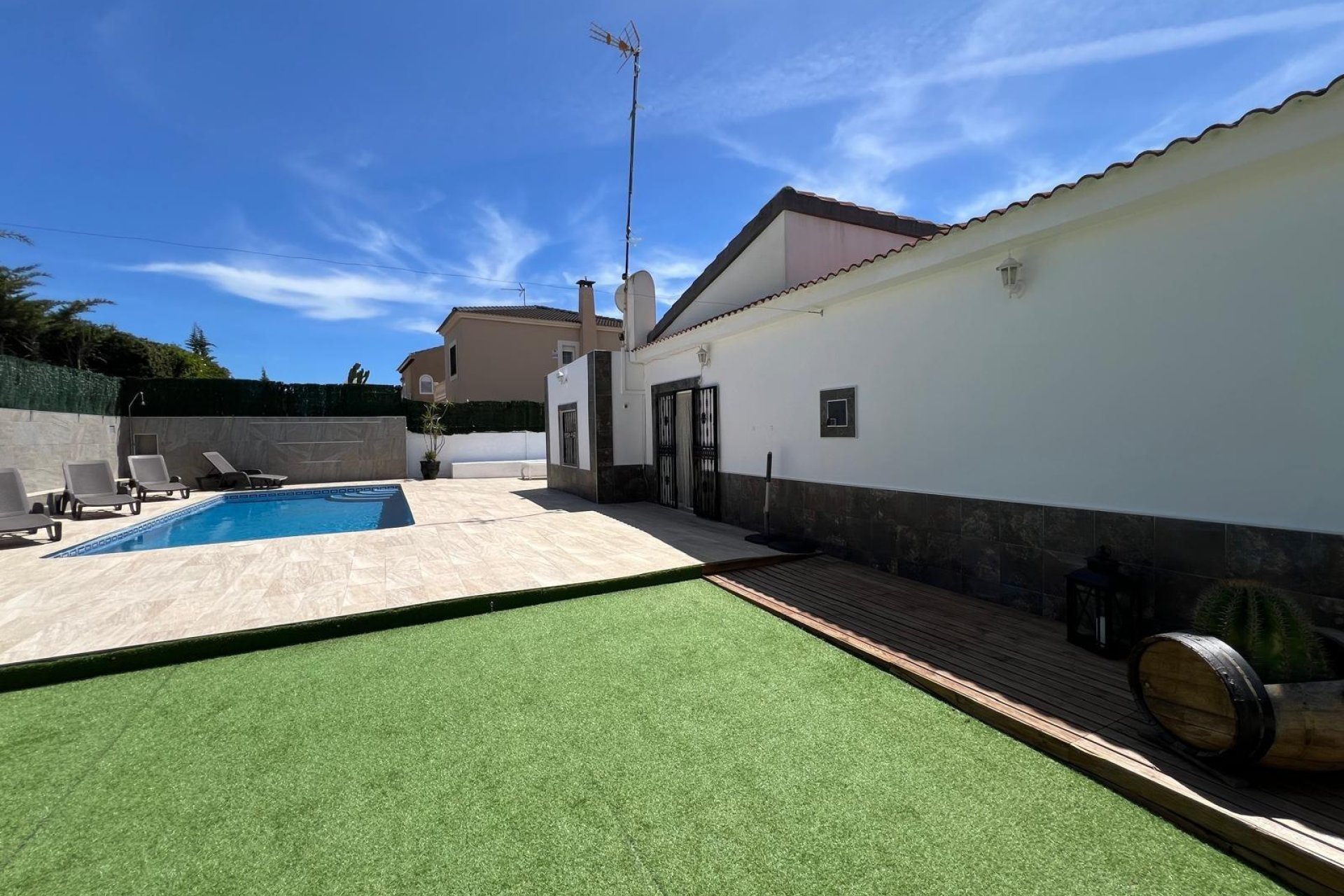 Вторичное жилье - Villa - Torrevieja - Los altos