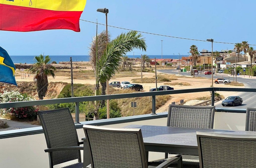 Вторичное жилье - Villa - Torrevieja - Playa de los Locos