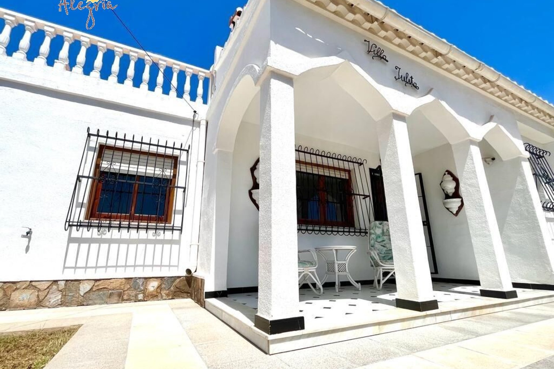 Вторичное жилье - Villa - Torrevieja - Torreta florida