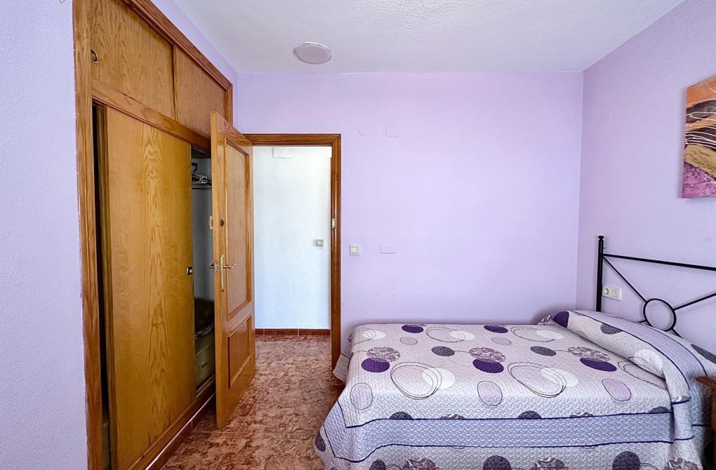 Вторичное жилье - Квартира - Torrevieja - Playa del Cura
