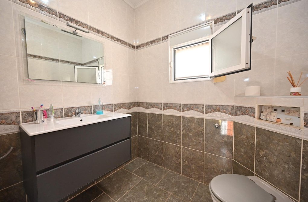 Reventa - Casa - Torrevieja - Los balcones