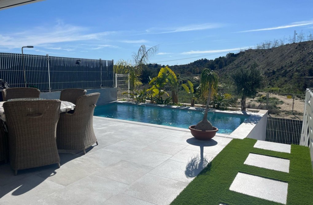 Reventa - Chalet - San Miguel de Salinas - Costa blanca sur