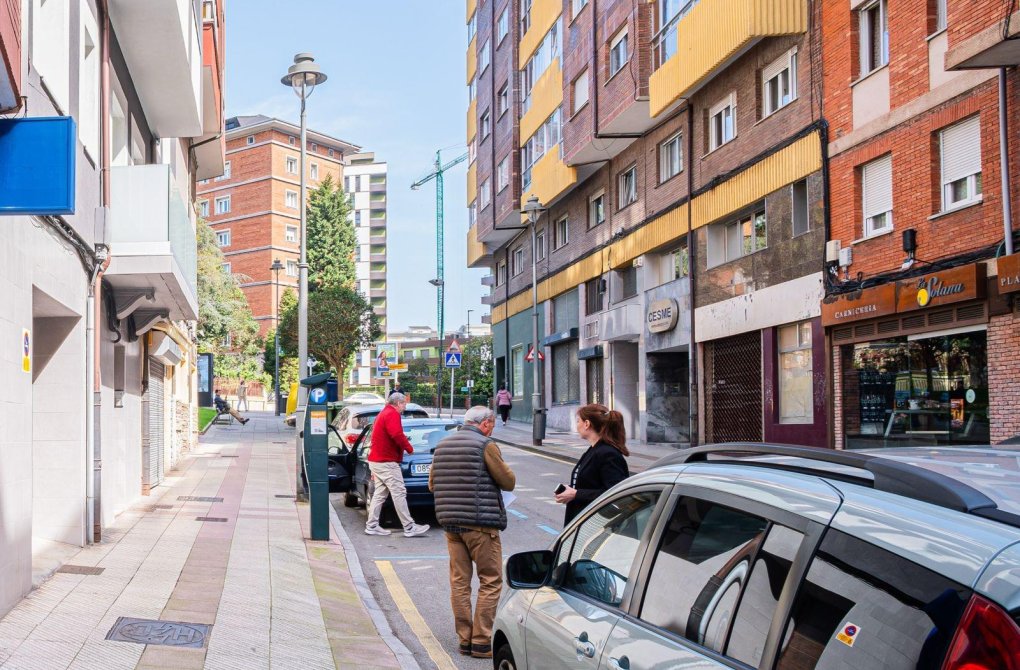 Вторичное жилье - Бизнес - Aviles - Centro
