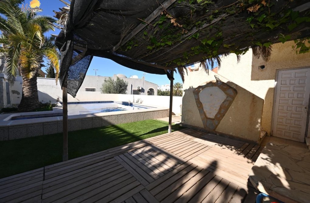 Reventa - Casa adosada - Orihuela - Urbanización Perla del Mar