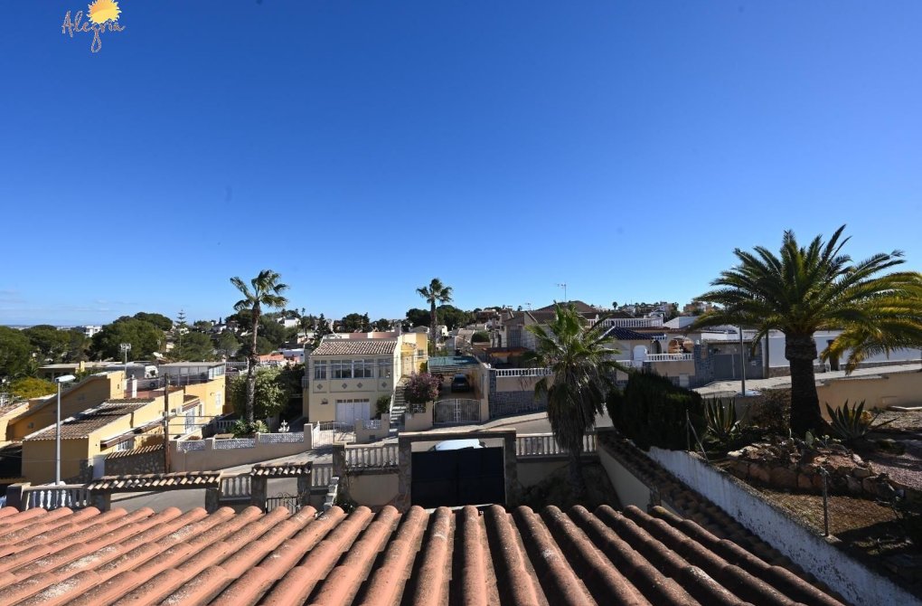 Reventa - Casa adosada - Orihuela - Urbanización Perla del Mar