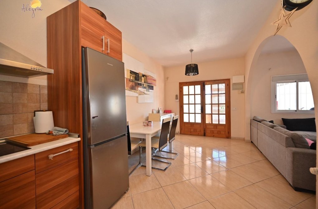 Reventa - Casa adosada - Orihuela - Urbanización Perla del Mar