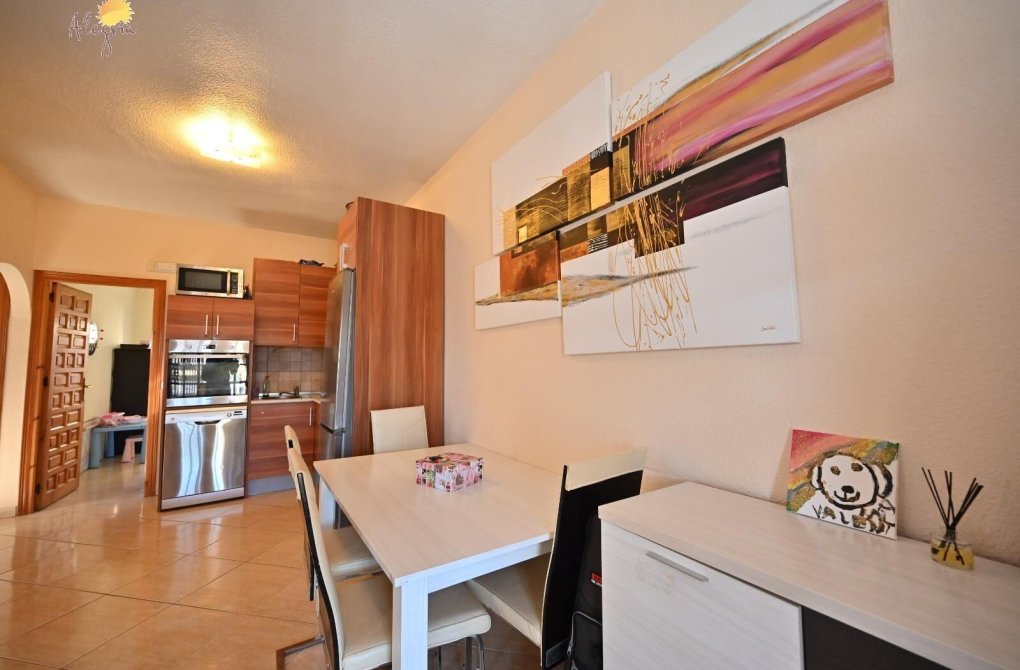 Reventa - Casa adosada - Orihuela - Urbanización Perla del Mar