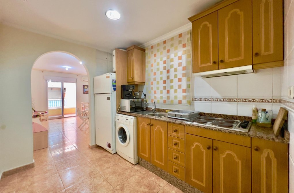 Resale - Apartment - Torrevieja - Centro