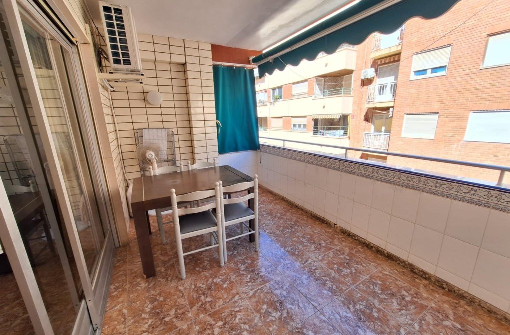Reventa - Apartamento - Torrevieja - Centro