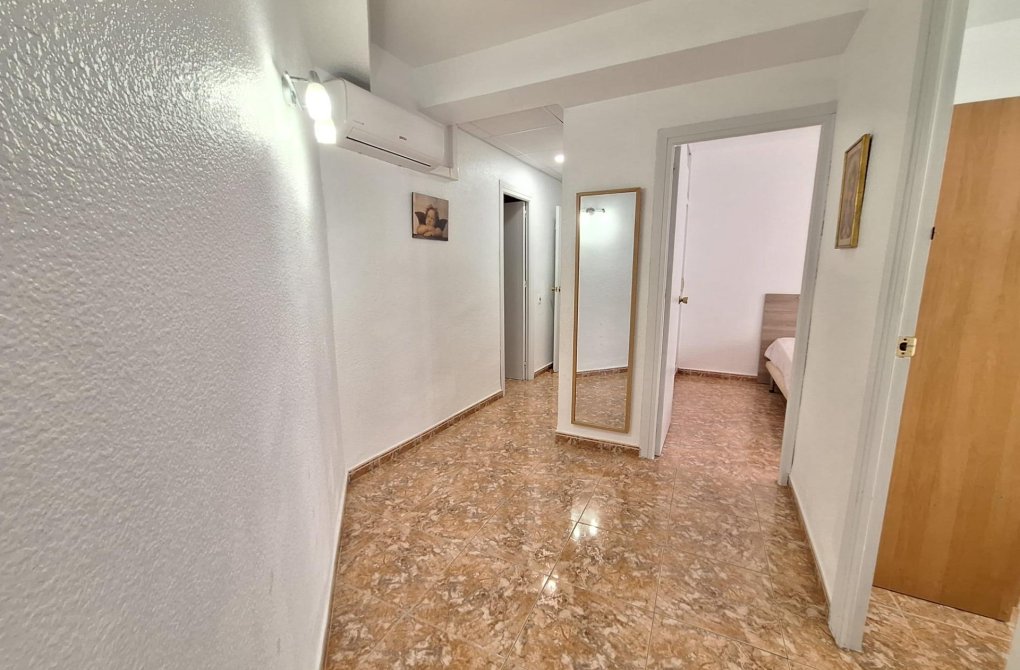 Reventa - Apartamento - Torrevieja - Centro