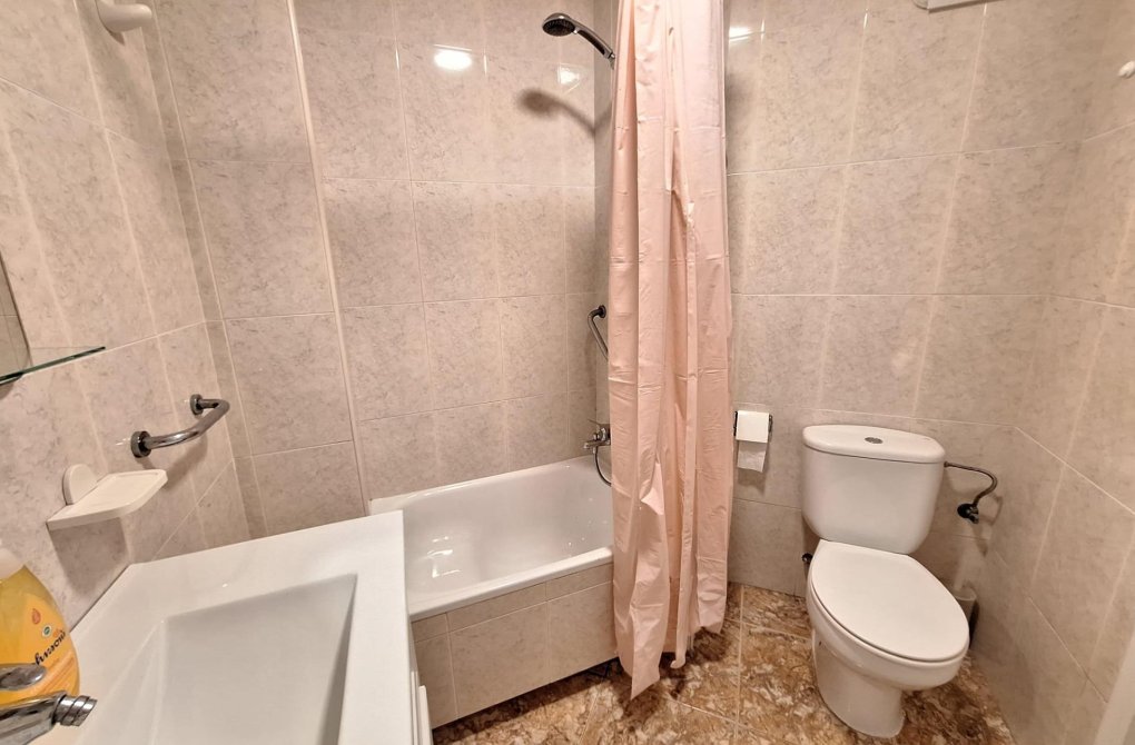 Reventa - Apartamento - Torrevieja - Centro
