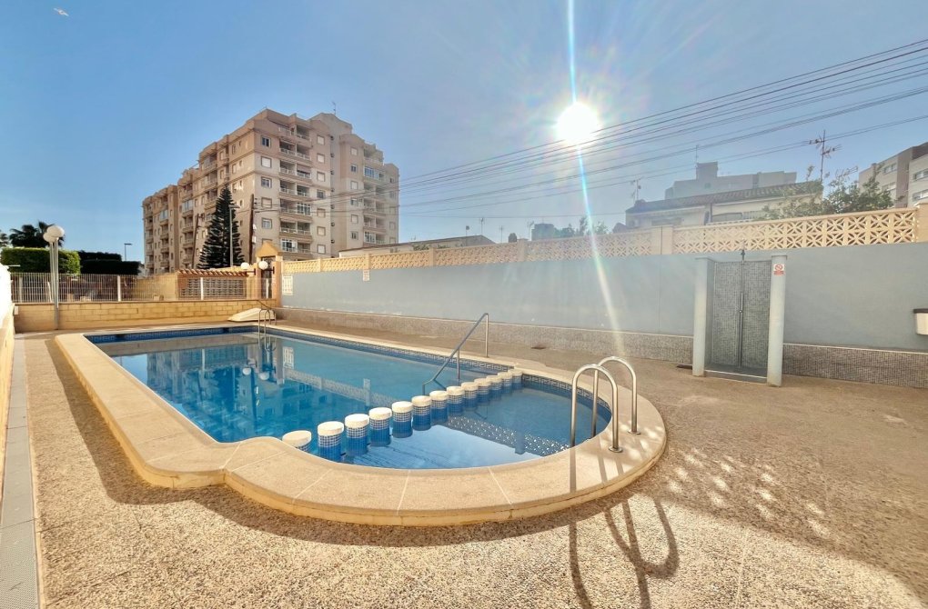 Reventa - Apartamento - Torrevieja - Calas blanca