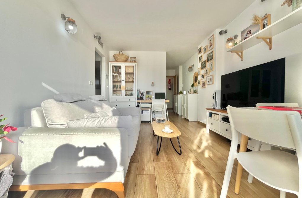 Reventa - Apartamento - Torrevieja - Calas blanca