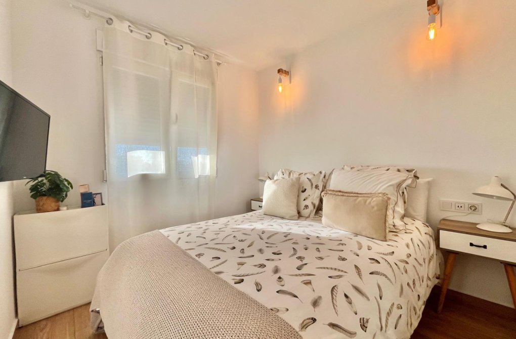 Reventa - Apartamento - Torrevieja - Calas blanca