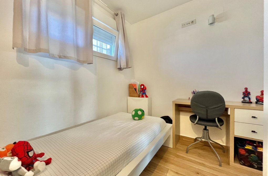 Reventa - Apartamento - Torrevieja - Calas blanca