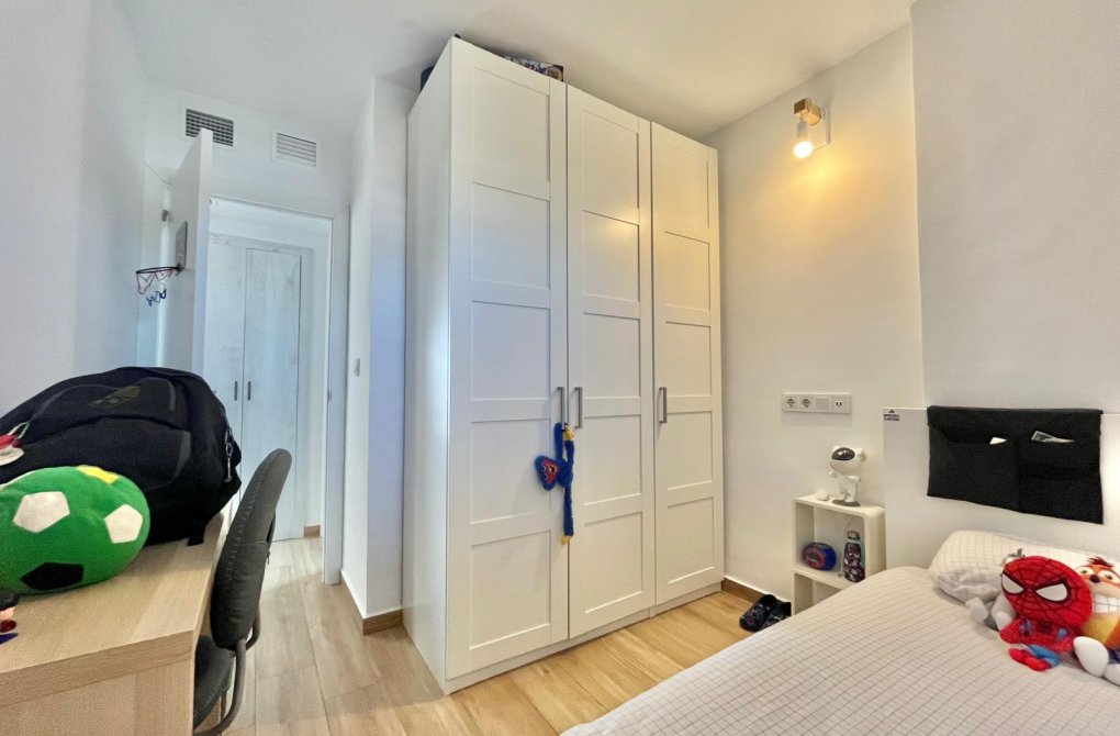 Reventa - Apartamento - Torrevieja - Calas blanca