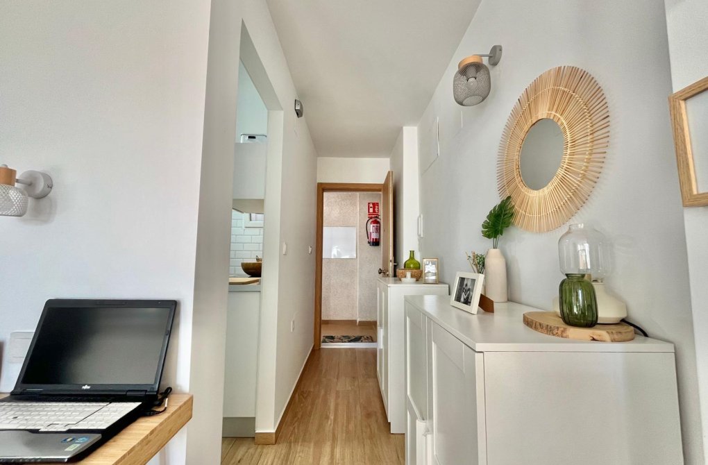 Reventa - Apartamento - Torrevieja - Calas blanca