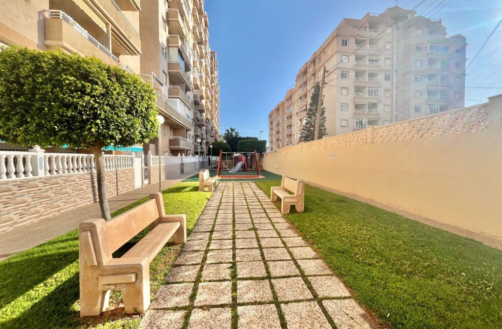 Reventa - Apartamento - Torrevieja - Calas blanca