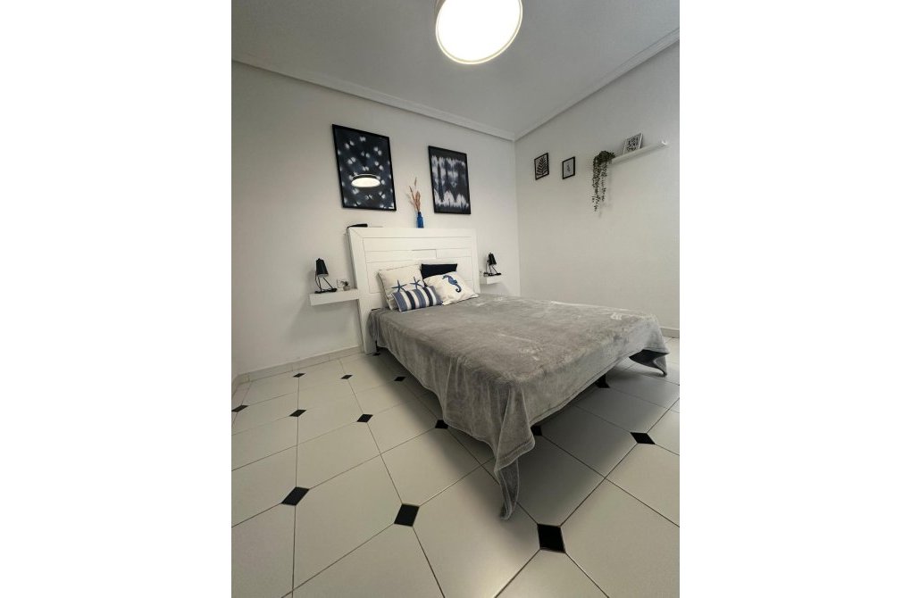 Reventa - Apartamento - Torrevieja - Centro
