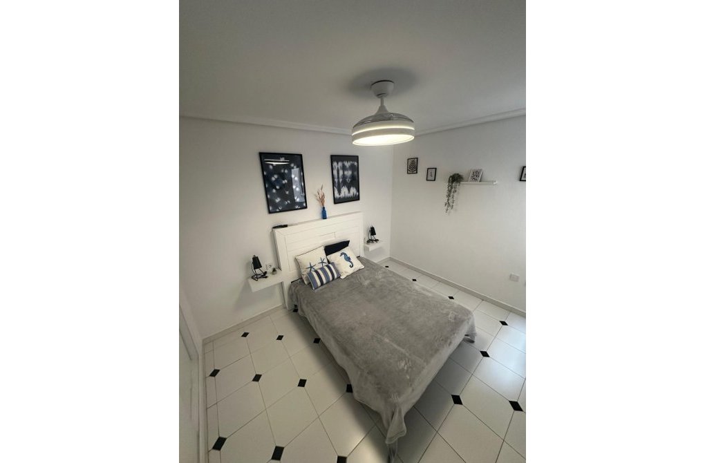 Reventa - Apartamento - Torrevieja - Centro