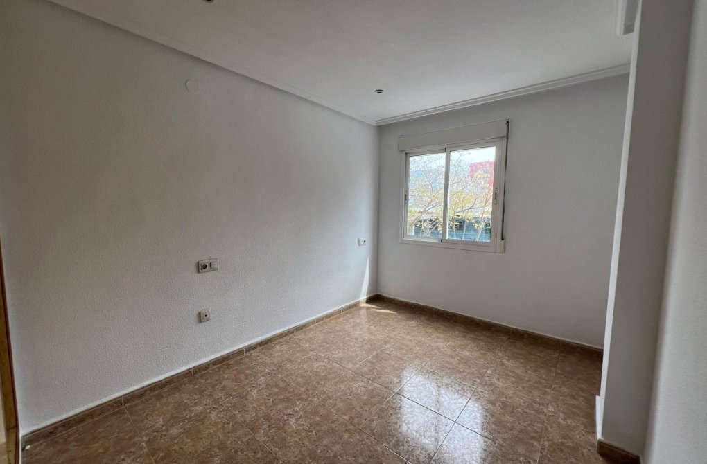 Reventa - Apartamento - Torrevieja - Centro