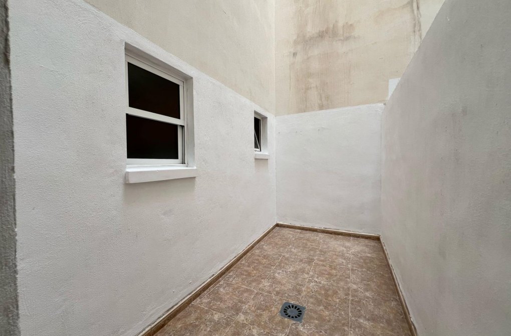 Reventa - Apartamento - Torrevieja - Centro