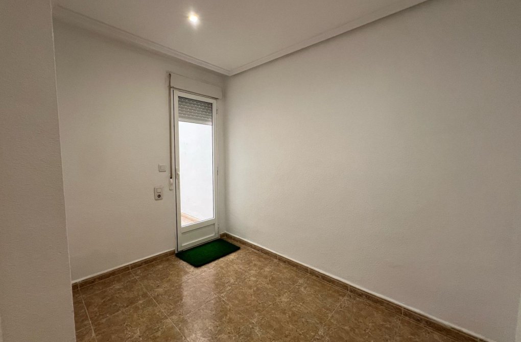 Reventa - Apartamento - Torrevieja - Centro