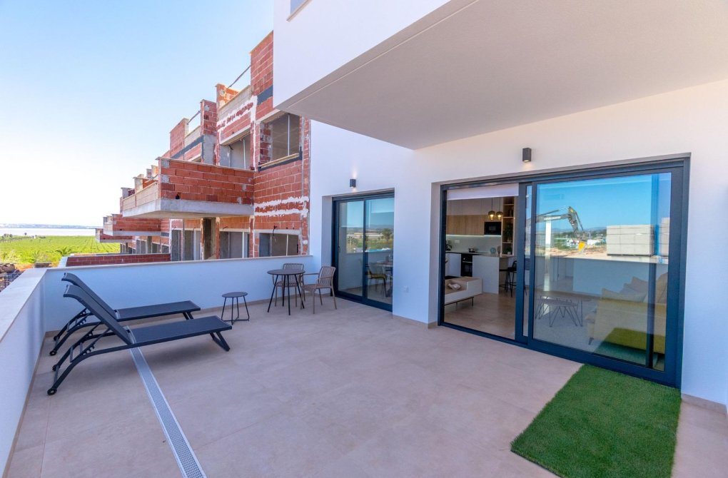 Obra nueva - Bungalow - Torrevieja - Los balcones