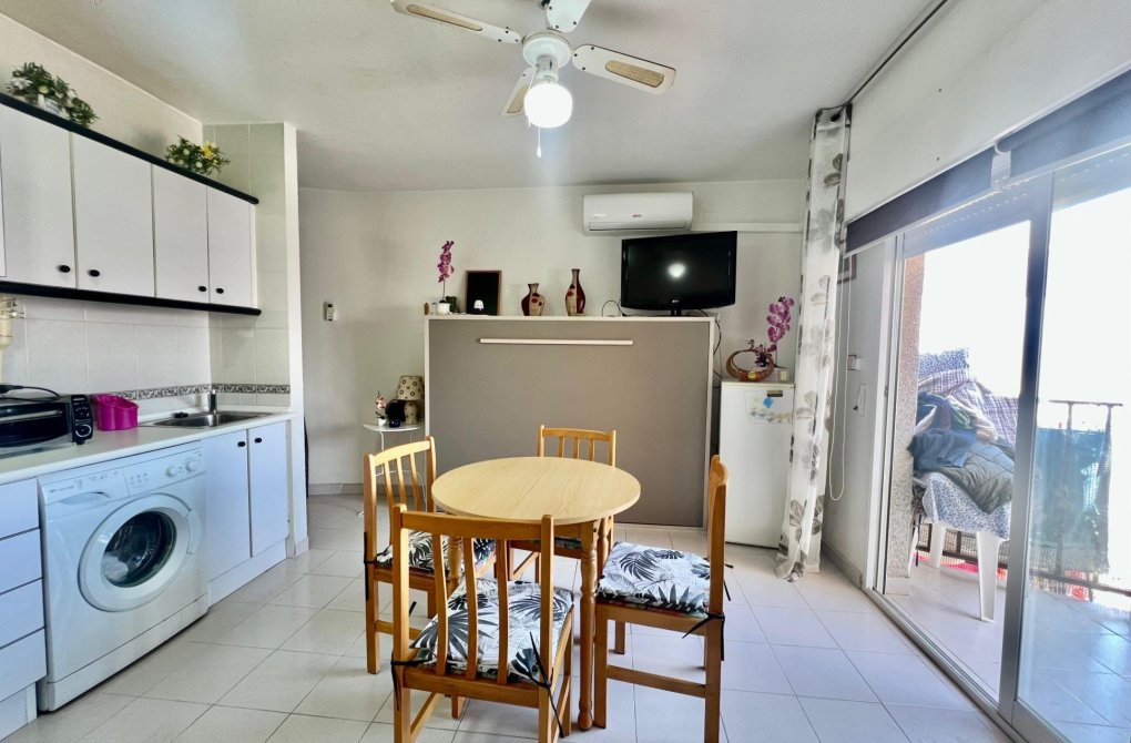 Reventa - Estudio - Torrevieja - Habaneras
